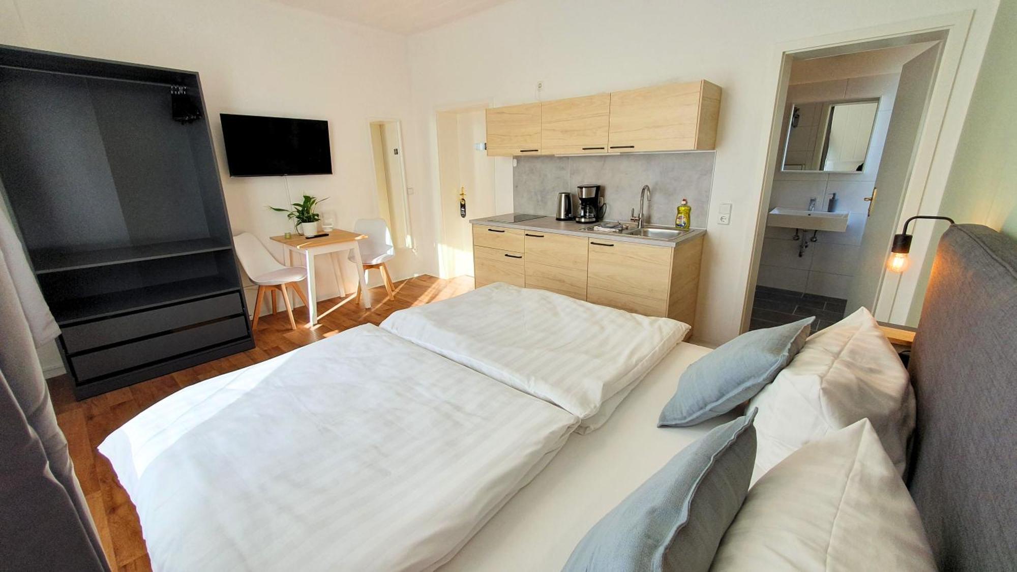 Good Stay Aparthotel Mit Kostenlosen Parkplaetzen Drezno Zewnętrze zdjęcie