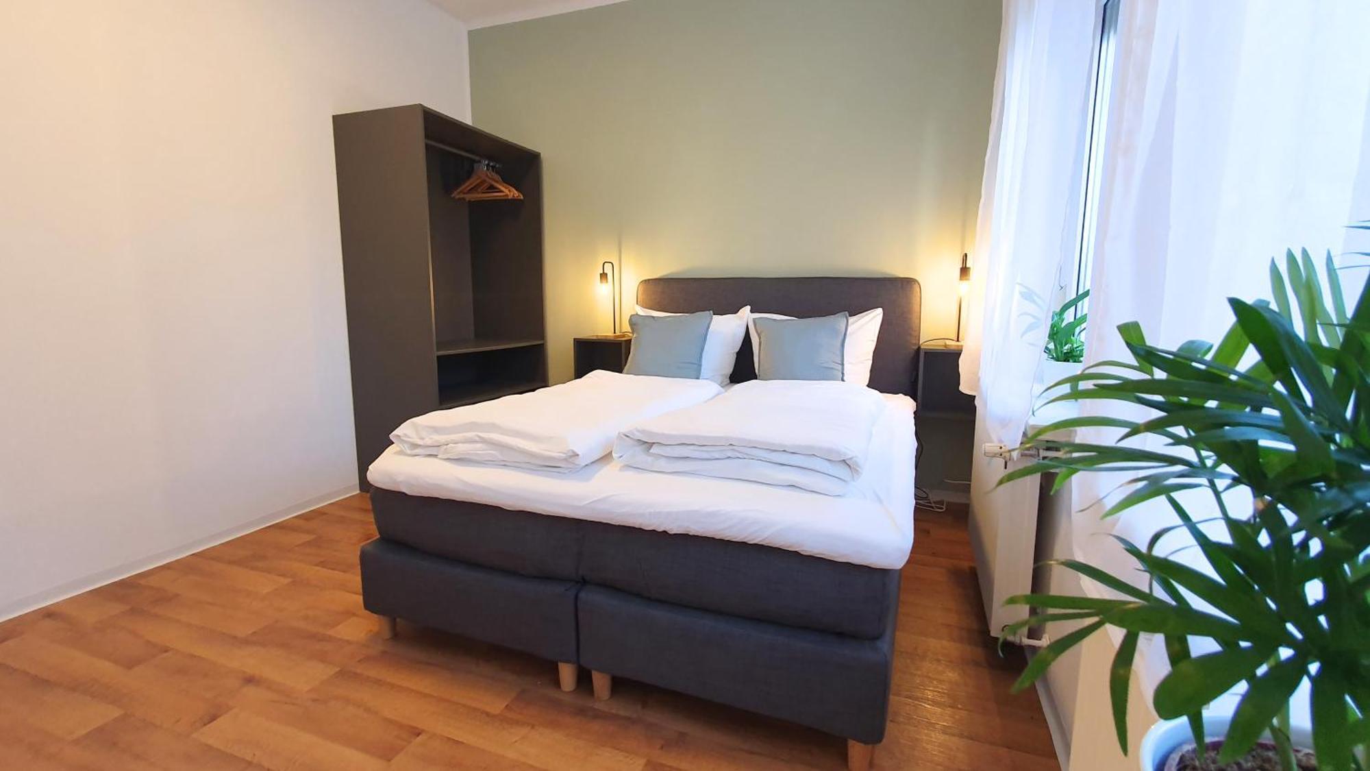 Good Stay Aparthotel Mit Kostenlosen Parkplaetzen Drezno Zewnętrze zdjęcie
